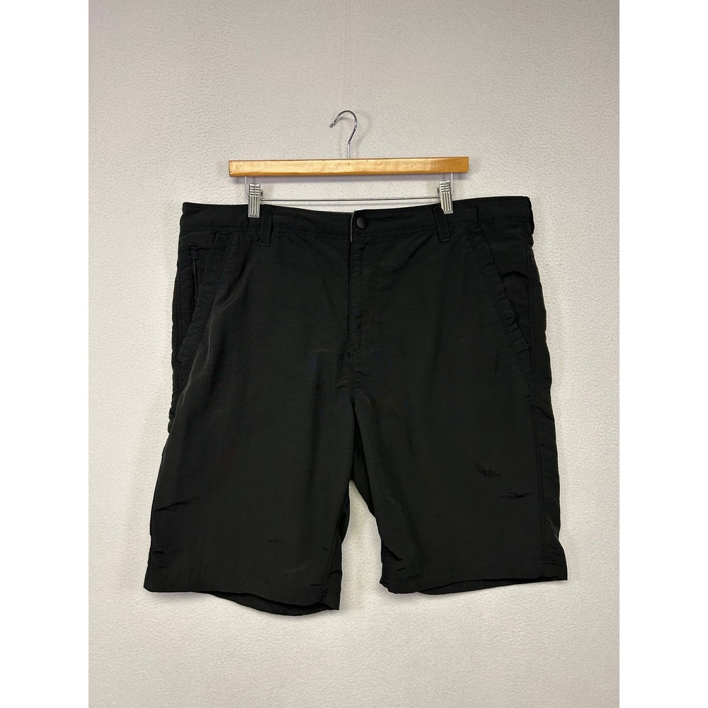 Gorpcore Hiking NordicTrack Mens 40 Black Recycled Nylon Cargo Shorts
